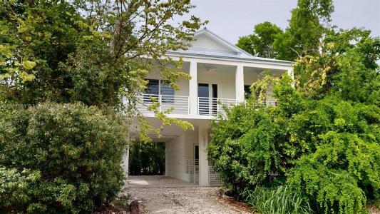 1027 Snapper lane 1, Key Largo, Florida 33037, USA