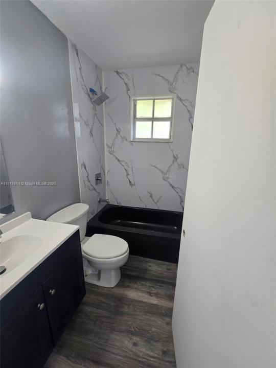 451 NE 136th St I-101, North Miami, Florida 33161
