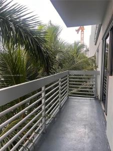 4332 Collins 401, Miami Beach, Florida 33140, USA