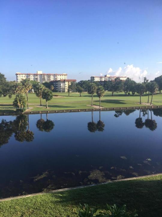 3740 Inverrary Dr 3D, Lauderhill, Florida 33319, USA