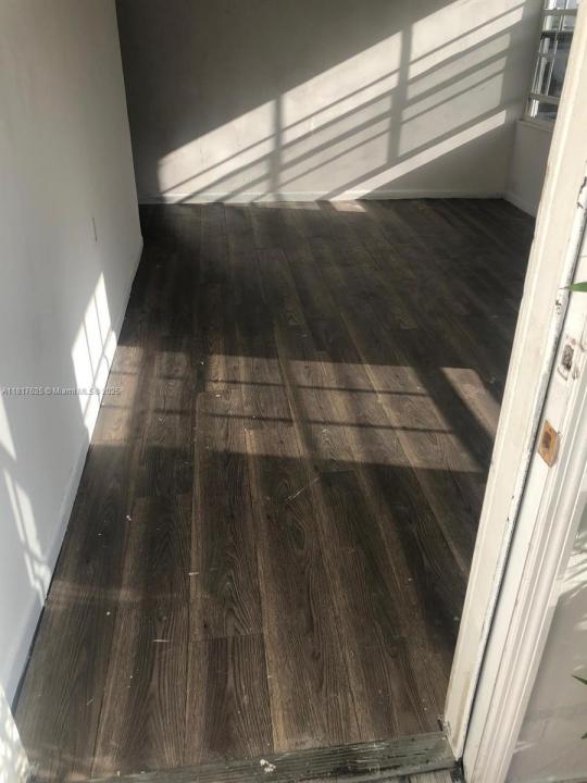 215 SW 11th St A, Dania Beach, Florida 33004