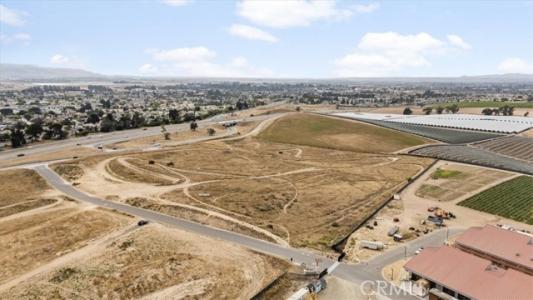 S US Highway 101, Santa Maria, California 93455