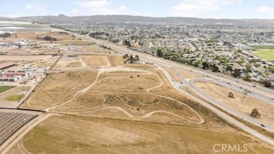 S US Highway 101, Santa Maria, California 93455