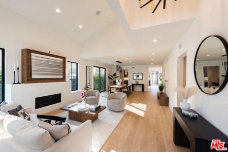 Vantage Avenue, Studio City, 加州 91604, 美國