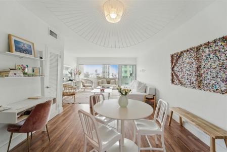 3 Island Ave 12J, Miami Beach, Florida 33139, USA