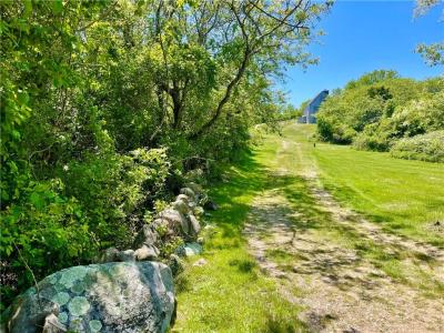 1053 Cooneymus Road, Block Island, RI 02807, USA
