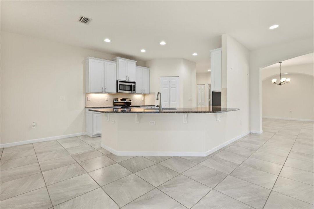 12133 SW Aventino Drive, Port Saint Lucie, Florida 34987, Stati Uniti
