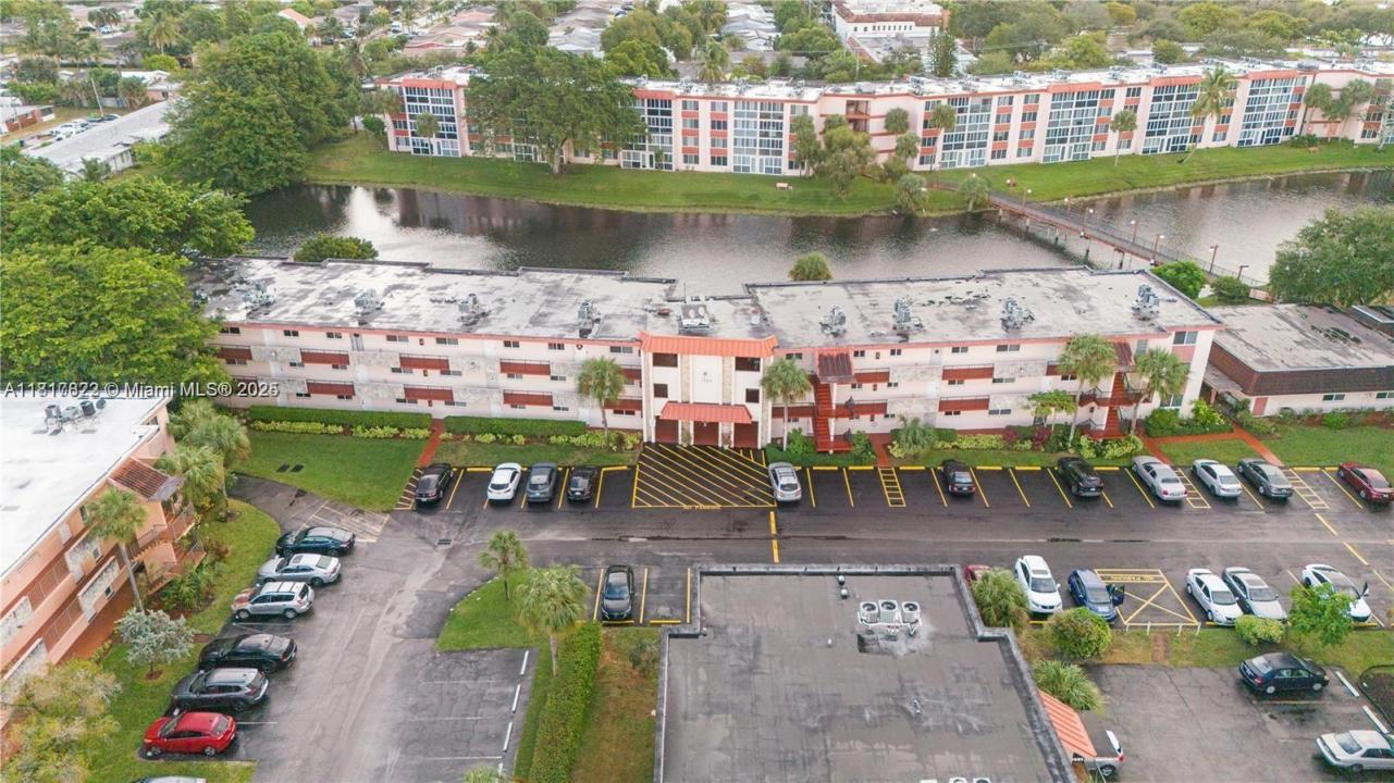 1080 Del Lago Cir 103, Sunrise, フロリダ 33313, アメリカ合衆国