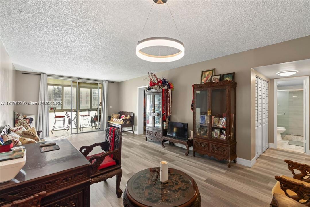 1080 Del Lago Cir 103, Sunrise, フロリダ 33313, アメリカ合衆国