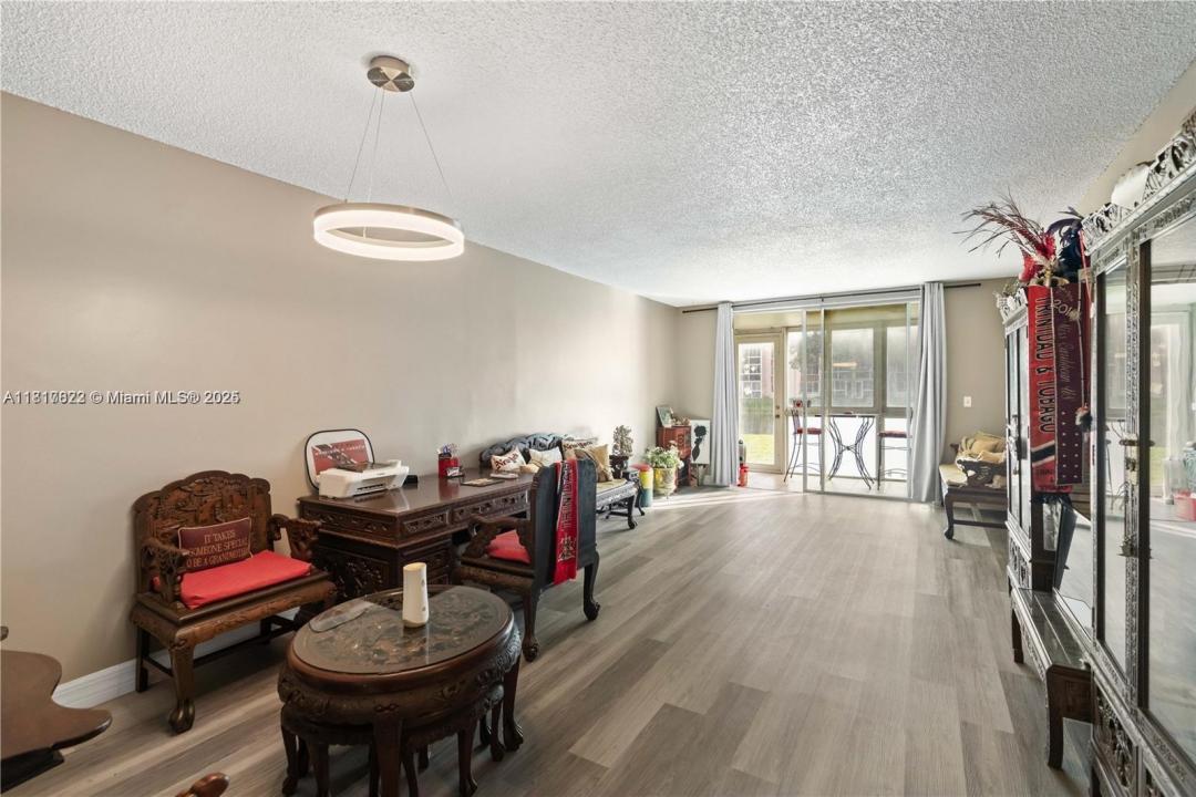 1080 Del Lago Cir 103, Sunrise, フロリダ 33313, アメリカ合衆国