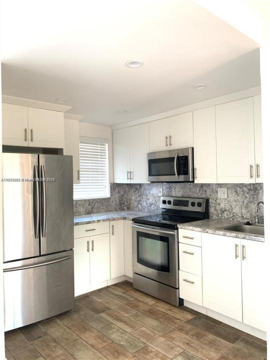1478 NW 1st St 301, Miami, フロリダ 33125, アメリカ合衆国