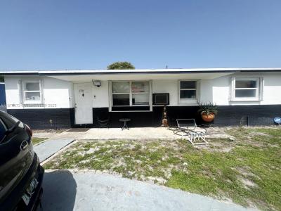 1330 SW 6th Ter, Deerfield Beach, Florida 33441, USA