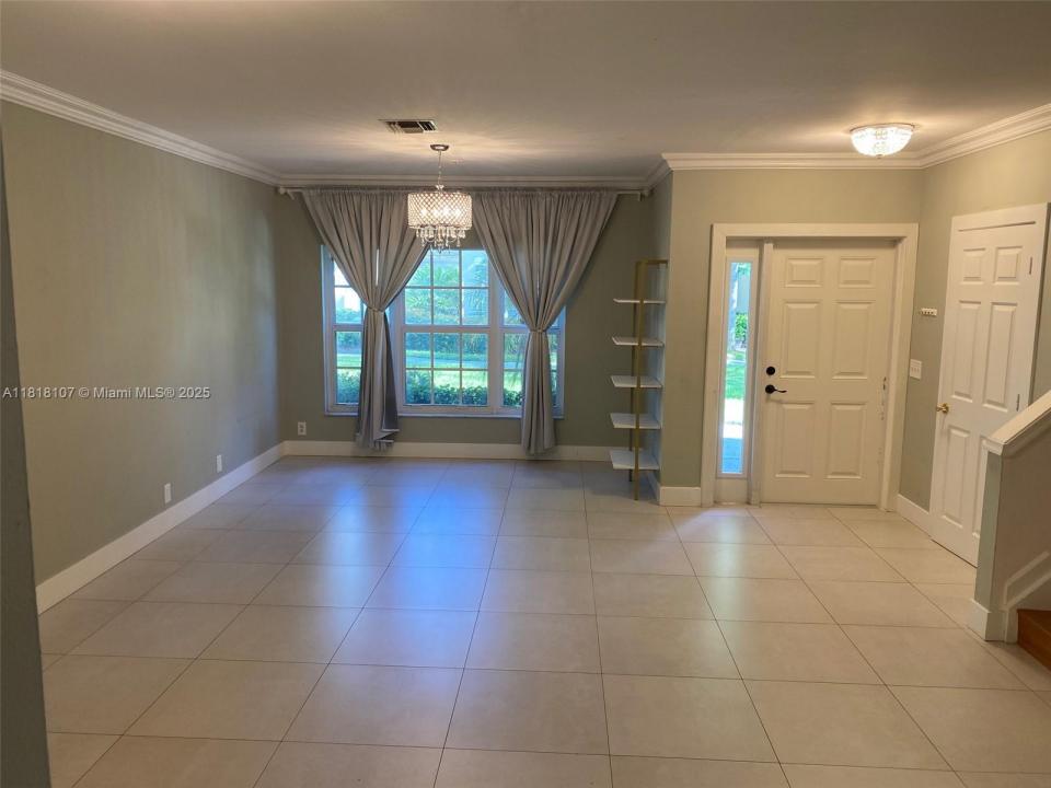 10931 Jewel Box Ln, Tamarac, Florida 33321