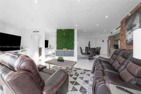 6620 Indian Creek Dr 304, Miami Beach, Florida 33141, USA