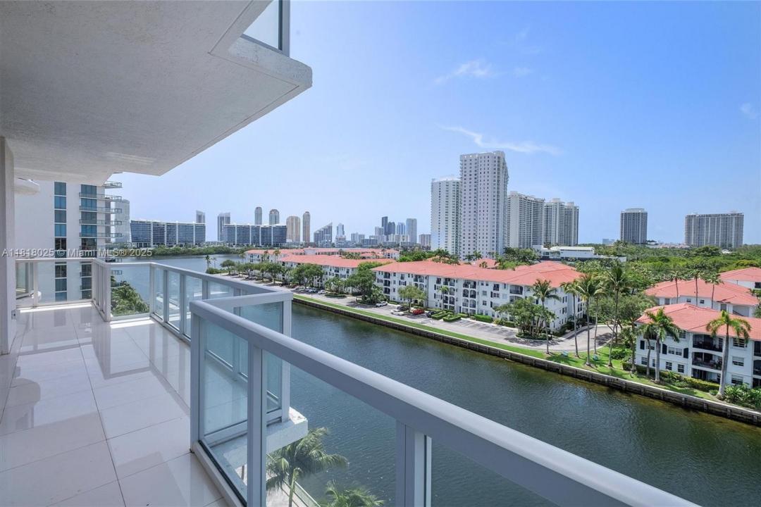 3030 NE 188th St 609, Aventura, Florida 33180, Stati Uniti