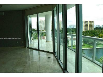 3131 NE 188th St 2-906, Aventura, Florida 33180, USA