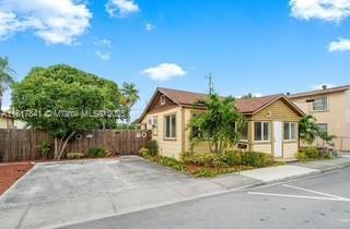 1416 N 2nd Ave N, Lake Worth, Florida 33460, Estados Unidos