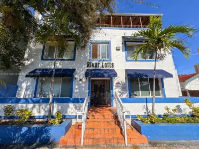 1021 NW 3rd St 206, Miami, Florida 33128, USA