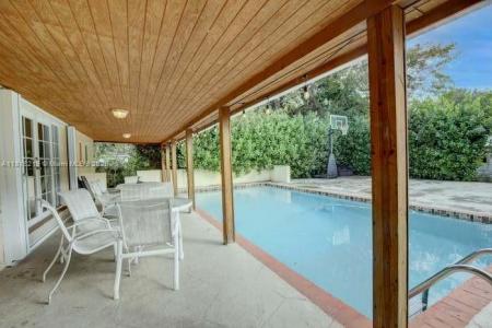 6790 SW 54th St, Miami, Florida 33155, USA