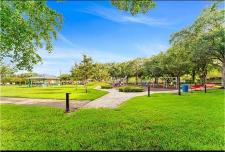 14085 SW 179th Ter, Miami, Florida 33177, USA