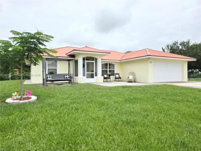 3897 NW 22nd Ave, Okeechobee, Florida 34972, USA