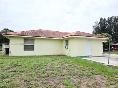 3897 NW 22nd Ave, Okeechobee, Florida 34972, USA