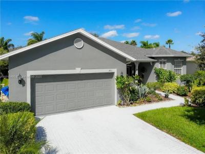 251 Rock Springs Drive ., Kissimmee, Floride 34759, États-Unis