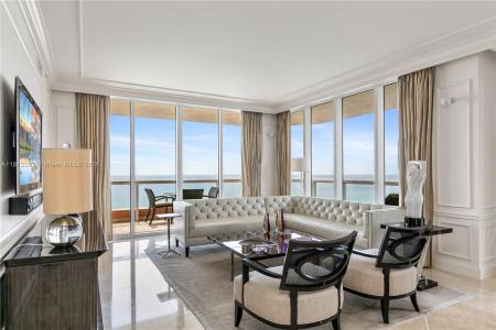 Sunny Isles Beach, Florida 33160, USA