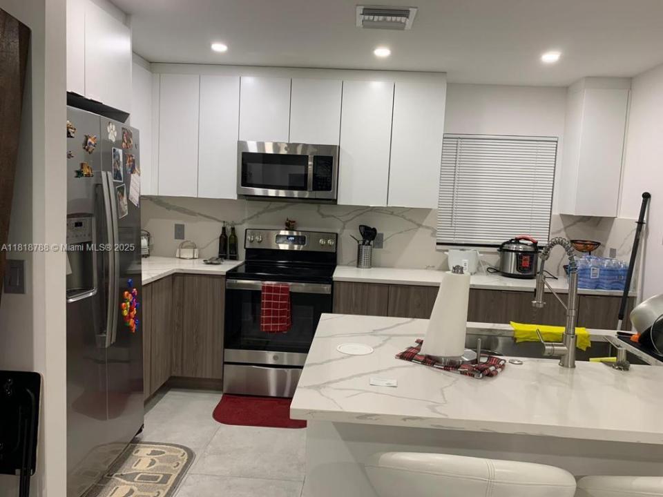 9703 NW 5th Ave 9703, Miami, 佛罗里达州 33150, 美国