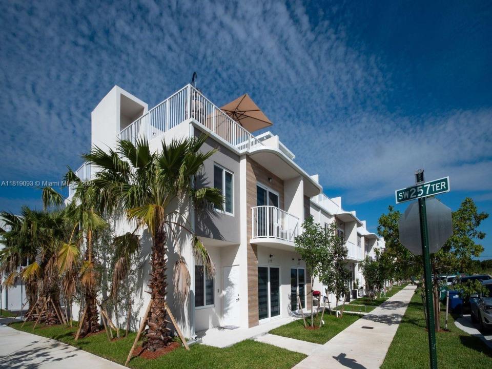 25718 SW 143rd Path, Homestead, フロリダ 33032, アメリカ合衆国