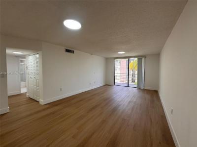 1810 SW 81st Ave 2302, North Lauderdale, Florida 33068, USA