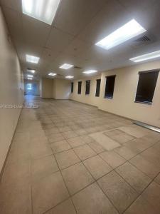 18450 Pines Blvd, Pembroke Pines, Florida 33029, USA