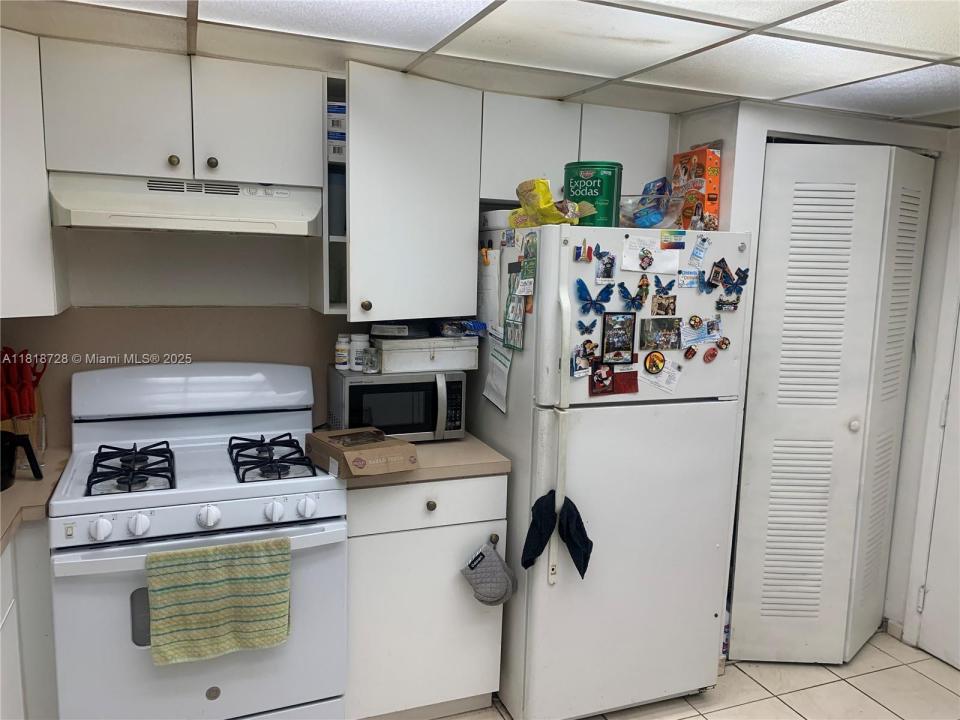 17911 NW 68th Ave O104, Hialeah, فلوريدا 33015, الولايات المتحدة
