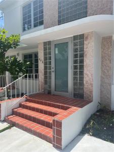 440 NE 63rd St 4, Miami, Florida 33138, USA