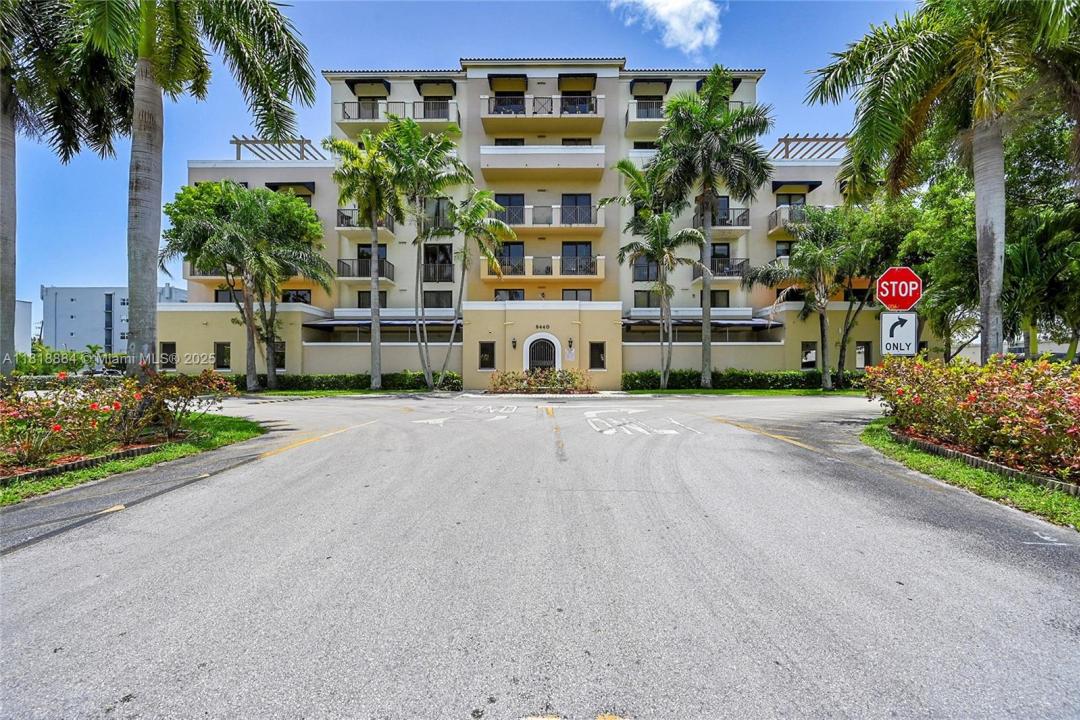 8440 SW 8th St 306A, Miami, Florida 33144, Amerika Birleşik Devletleri