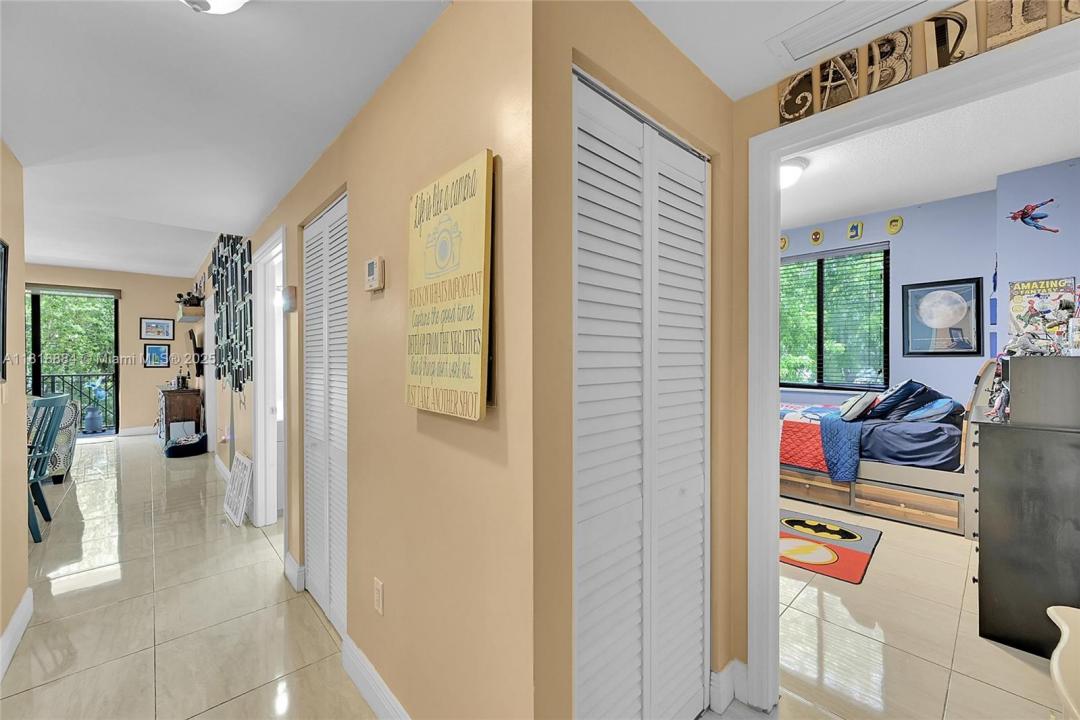 8440 SW 8th St 306A, Miami, Florida 33144, Amerika Birleşik Devletleri