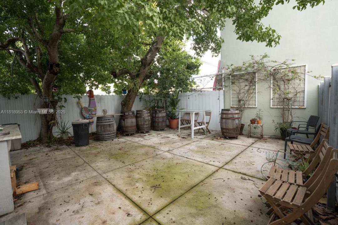 1650 SW 8th St, Miami, Floride 33135, États-Unis