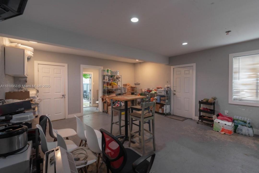 1650 SW 8th St, Miami, Floride 33135, États-Unis