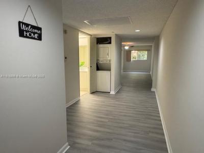 800 SW 142nd Ave 211N, Pembroke Pines, Florida 33027, USA