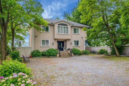 18 Deans Lane, Oyster Bay, Nowy Jork 11709, USA