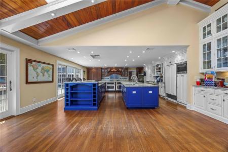 233 Narragansett Avenue, Hempstead, Nova Iorque 11559, Estados Unidos