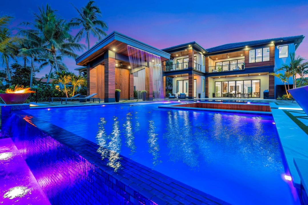 416 S Lake Drive, Lantana, Florida 33462, USA