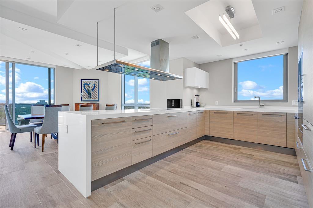 17111 Biscayne Blvd 1702, Marina Palms, North Miami Beach, فلوريدا 33160, الولايات المتحدة