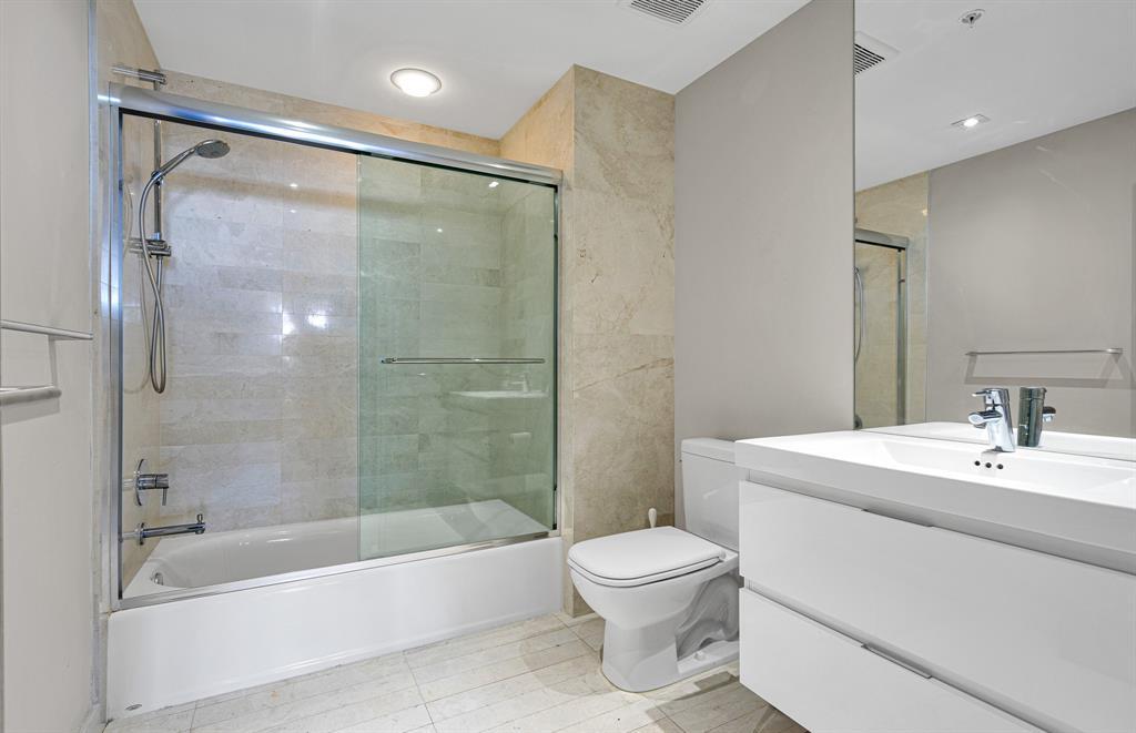 17111 Biscayne Blvd 1702, Marina Palms, North Miami Beach, فلوريدا 33160, الولايات المتحدة