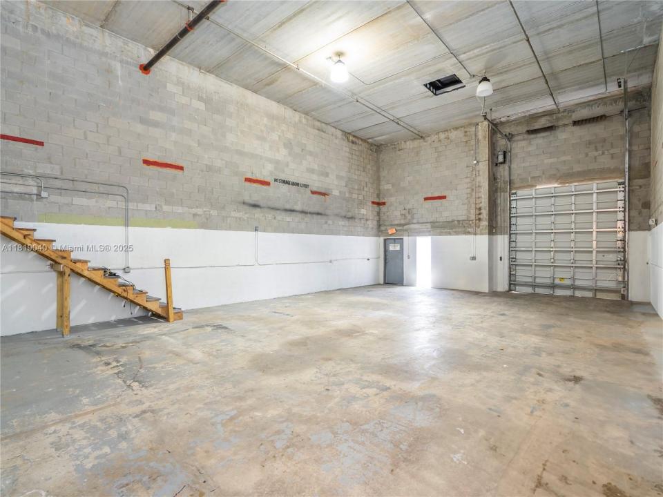 20200 NW 2nd Ave, Miami Gardens, Флорида 33169, Соединенные Штаты