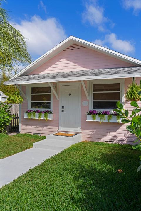 312 N K Street, THE PINK MONKEY COTTAGE, Lake Worth Beach, Florida 33460