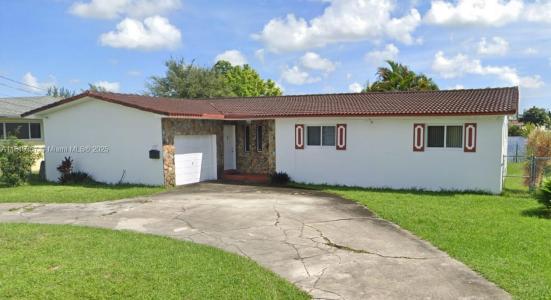 13201 NW 26th Court, Miami, Florida 33167, USA