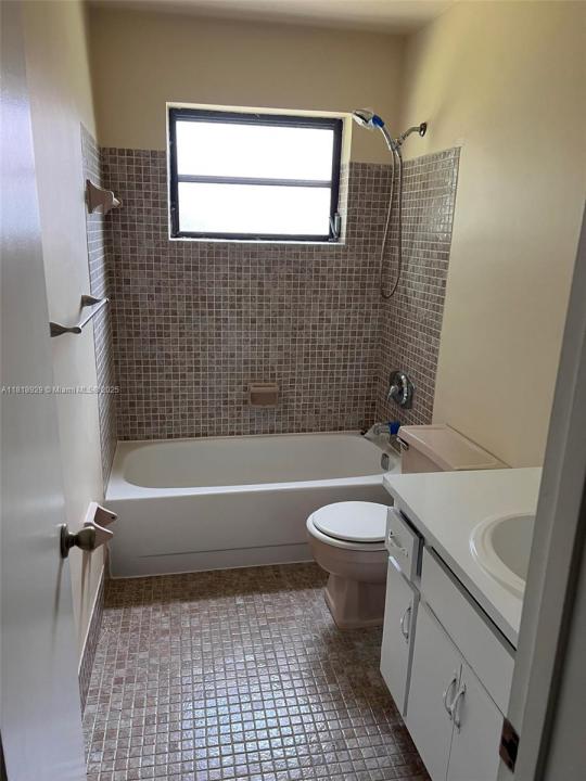 1376 NW 93rd Ter 1376, Coral Springs, Florida 33071