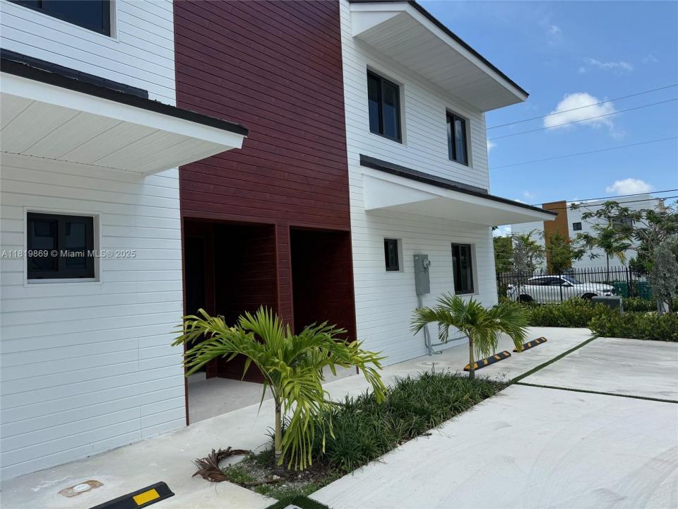 936 NW 10th St 3, Florida City, Florida 33034