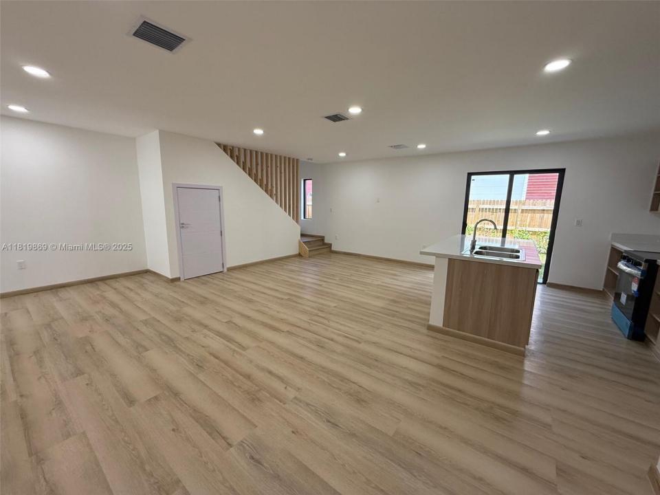 936 NW 10th St 3, Florida City, Florida 33034